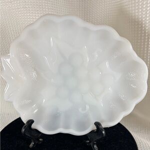 Vintage Hazel Atlas Milk Glass Grape Dish 🍇🍇